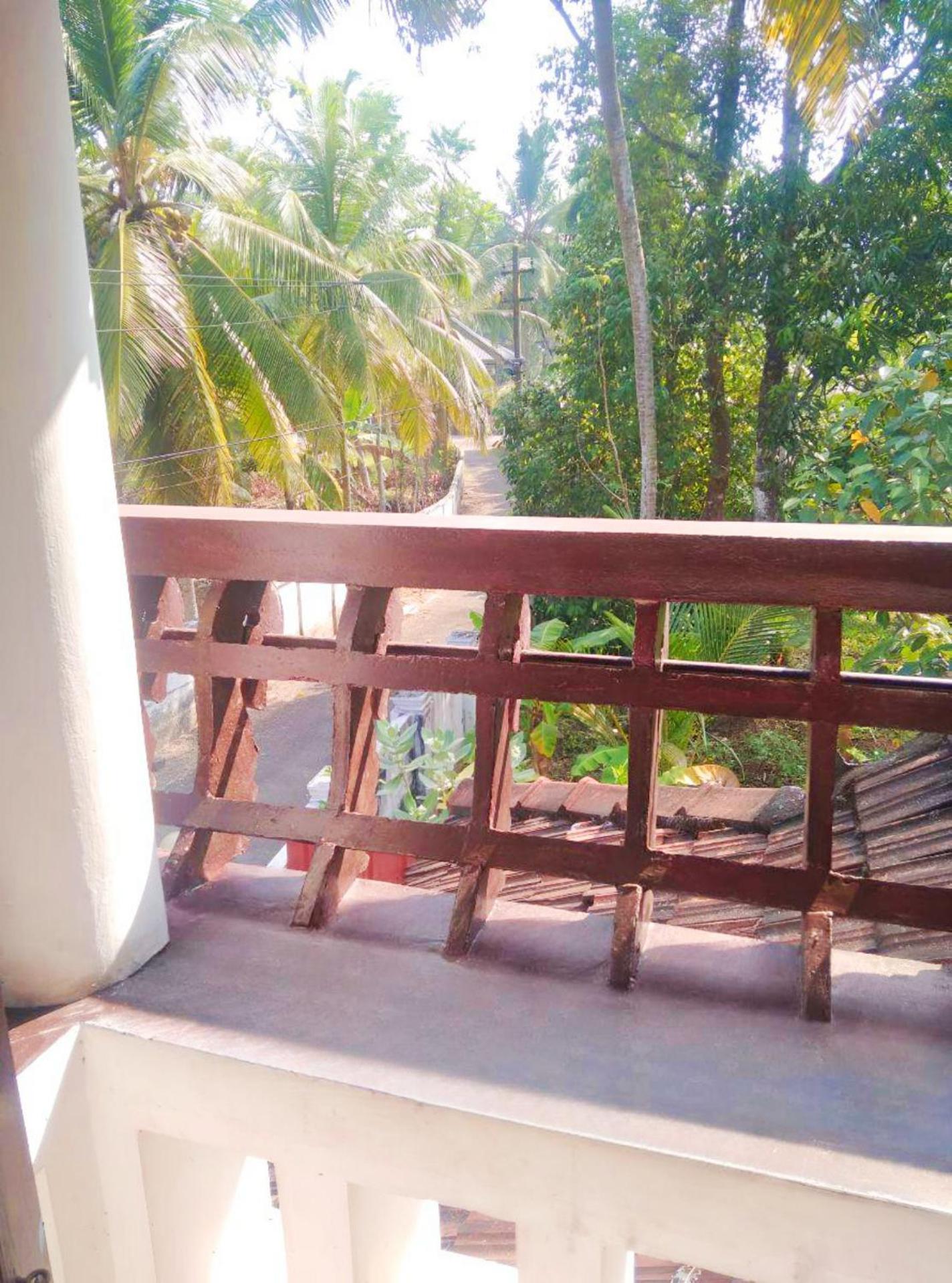 Thachattu Homestay Vaikom מראה חיצוני תמונה